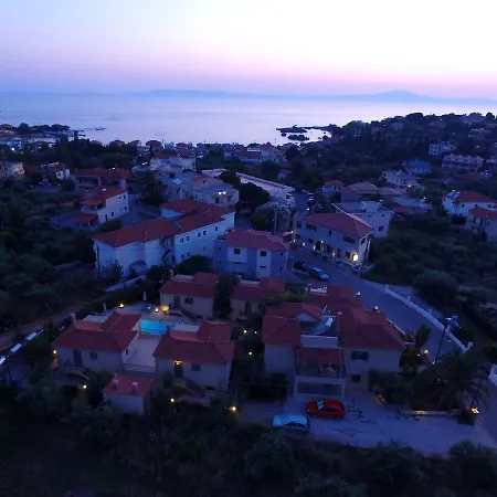 Appartement Finikes Stoúpa