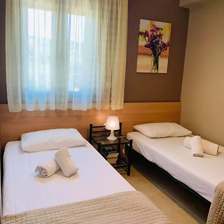 Finikes Apartamento *