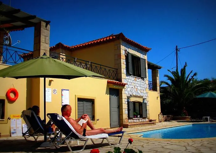 Finikes Apartamento *